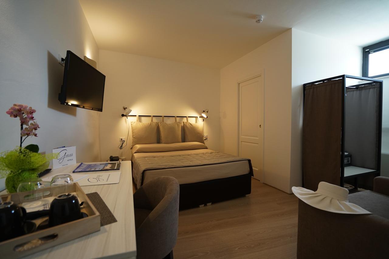 Gh Dimora Sant'Anna Hotel กาโรวิญโญ ภายนอก รูปภาพ